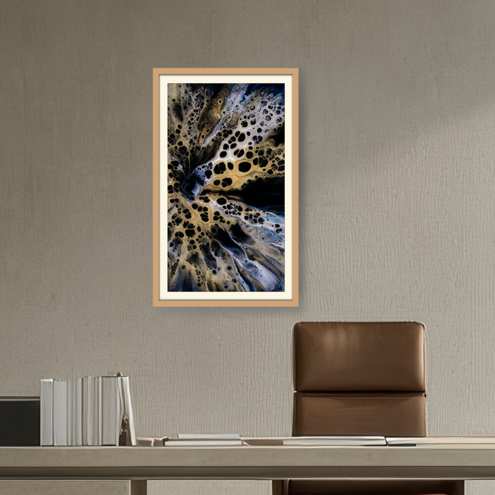 Flower In Black And White - WALL MOUNT FRAME